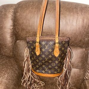 Authentic Louis Vuitton Bucket Bag